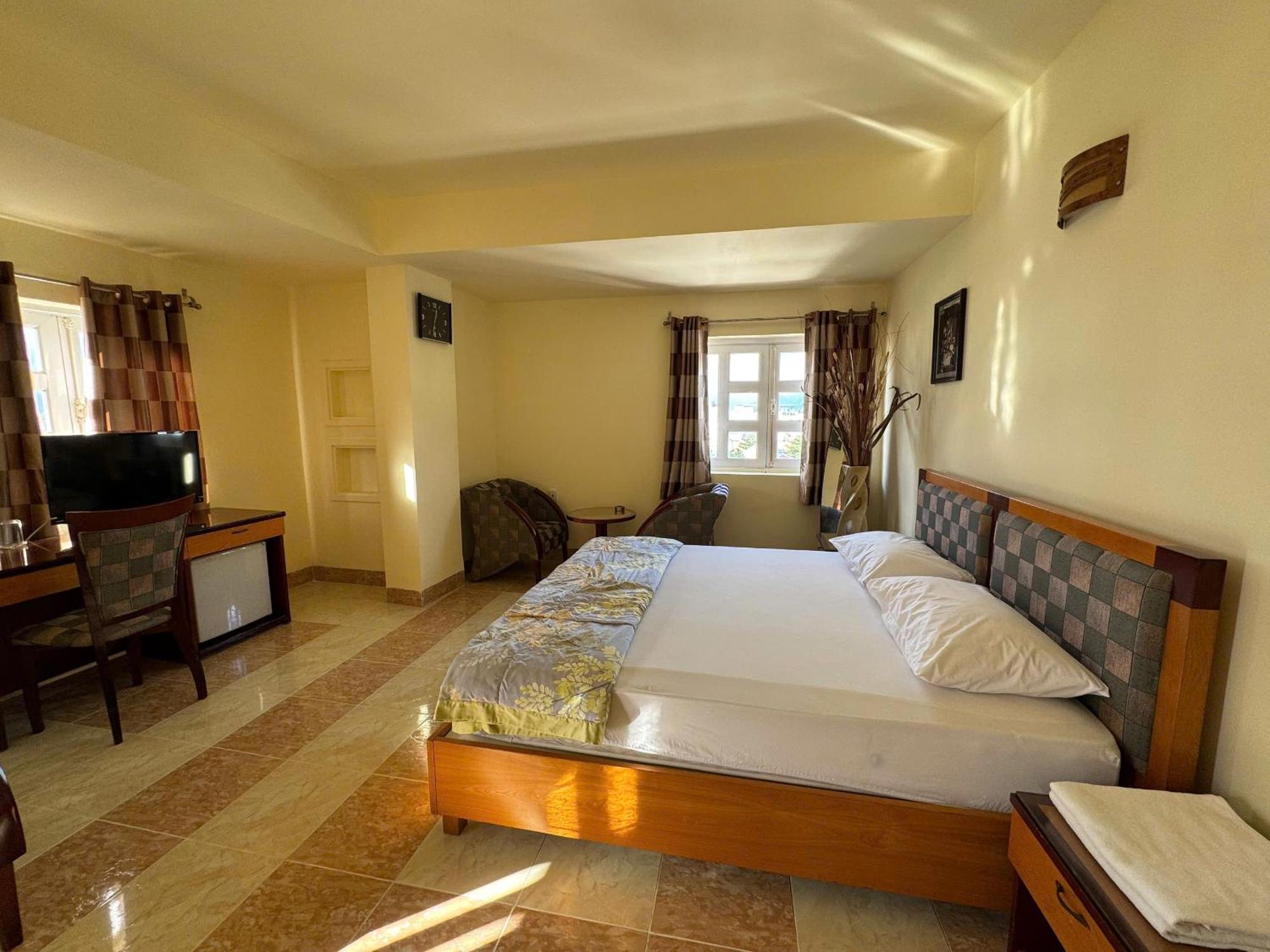 Khách sạn Hồ Phong Phan Rang Ngoại thất bức ảnh